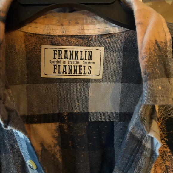 Franklin Flannel Long Sleeve Distressed Shirt Medium ?** - Picture 2 of 5